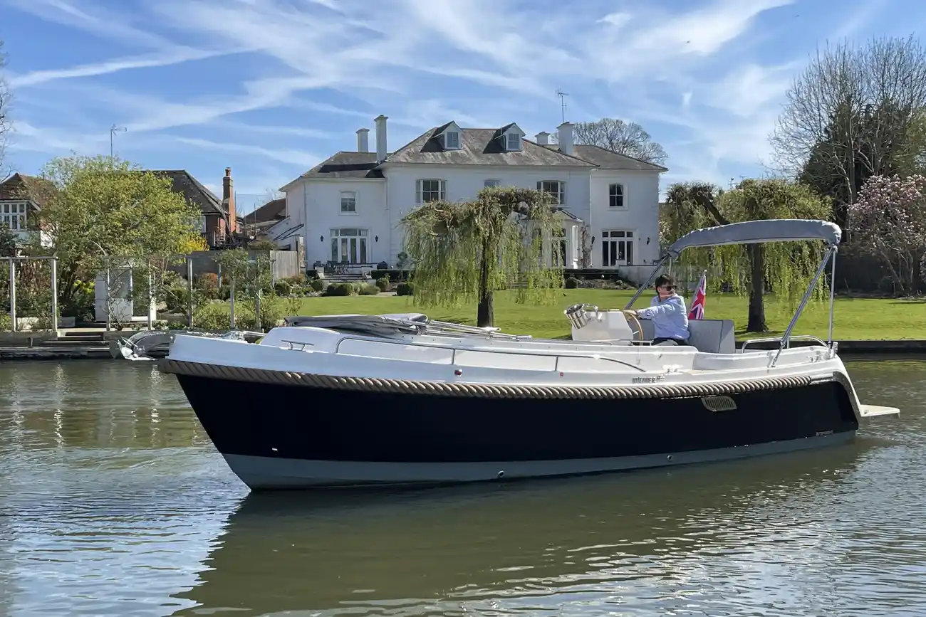 Interboat Intender 850