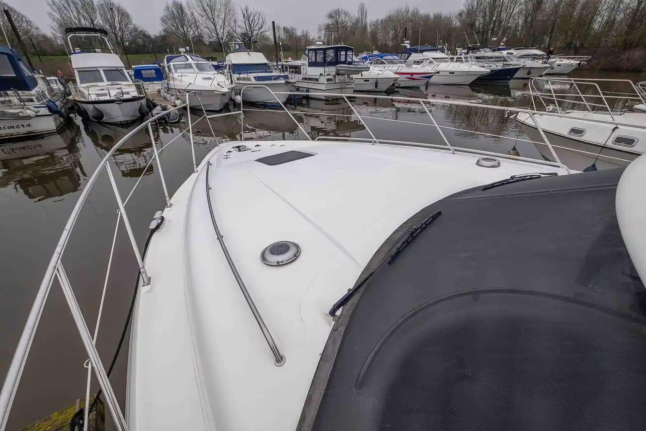 Sealine 410 Statesman Destiny