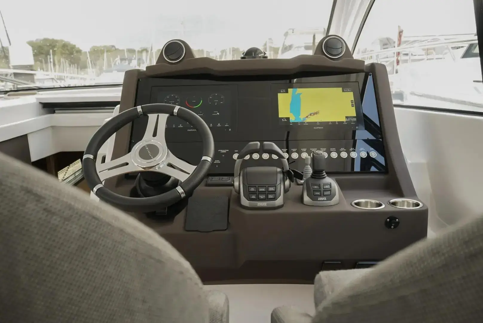 Thumbnail von Azimut Atlantis 45