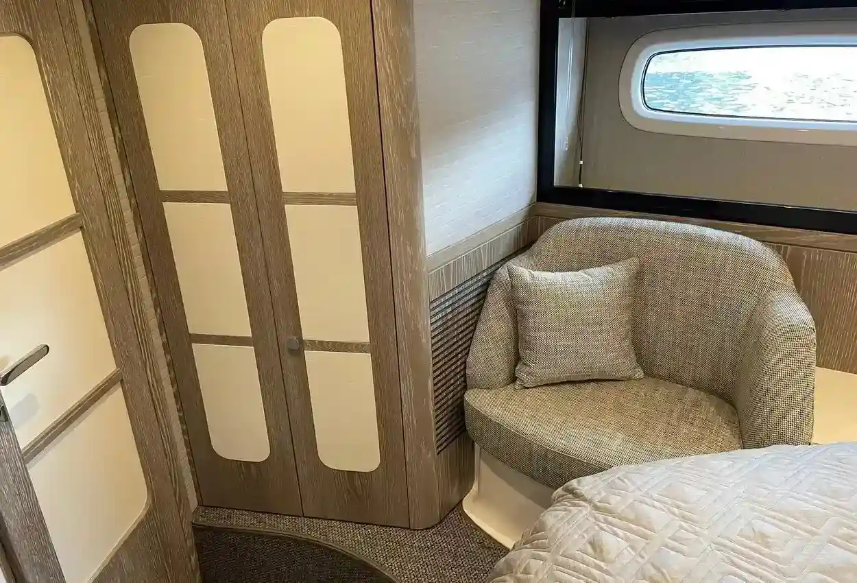 Thumbnail von Azimut Magellano 53