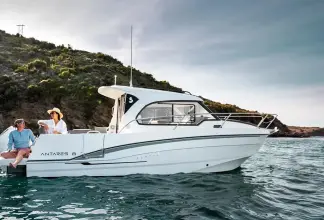 Thumbnail von Beneteau Antares 8 POOLE #423