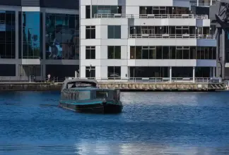 Thumbnail von Waterspace Living 70` Greenwich 70 Luxury Widebeam at Poplar Marina