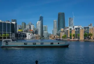 Thumbnail von Waterspace Living 70` Greenwich 70 Luxury Widebeam at Poplar Marina