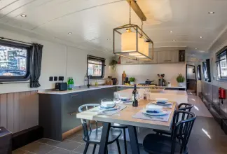 Thumbnail von Waterspace Living 70` Greenwich 70 Luxury Widebeam at Poplar Marina