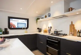 Thumbnail von Waterspace Living 70` Greenwich 70 Luxury Widebeam at Poplar Marina