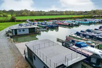 Thumbnail von Waterlodge Five Oasis Five Waterlodge.