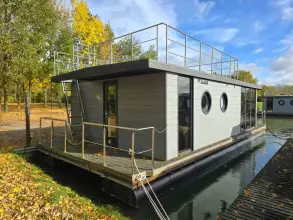 Thumbnail von Waterlodge Five Oasis Five Waterlodge.