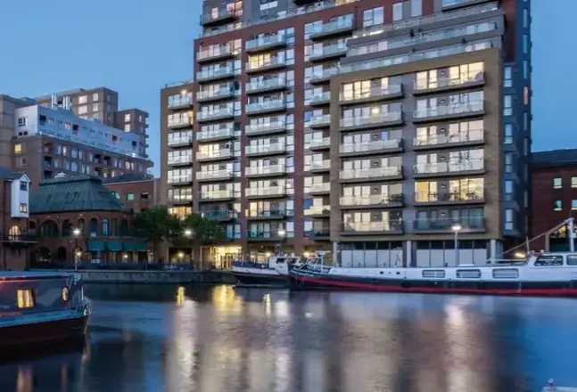 Waterspace Living 70` Future order Lexington 70 at Apsley