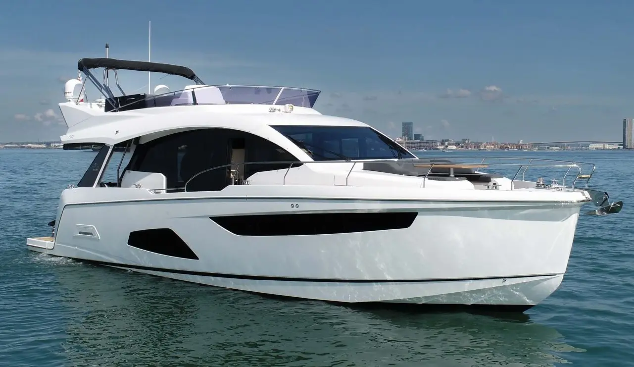 Sealine F530