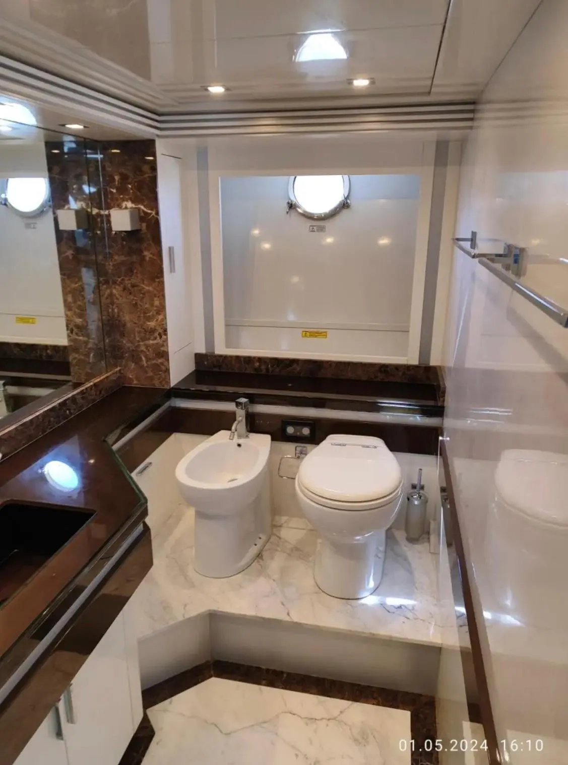 Thumbnail von Dominator 62 S