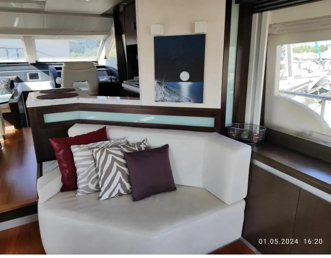 Thumbnail von Dominator 62 S