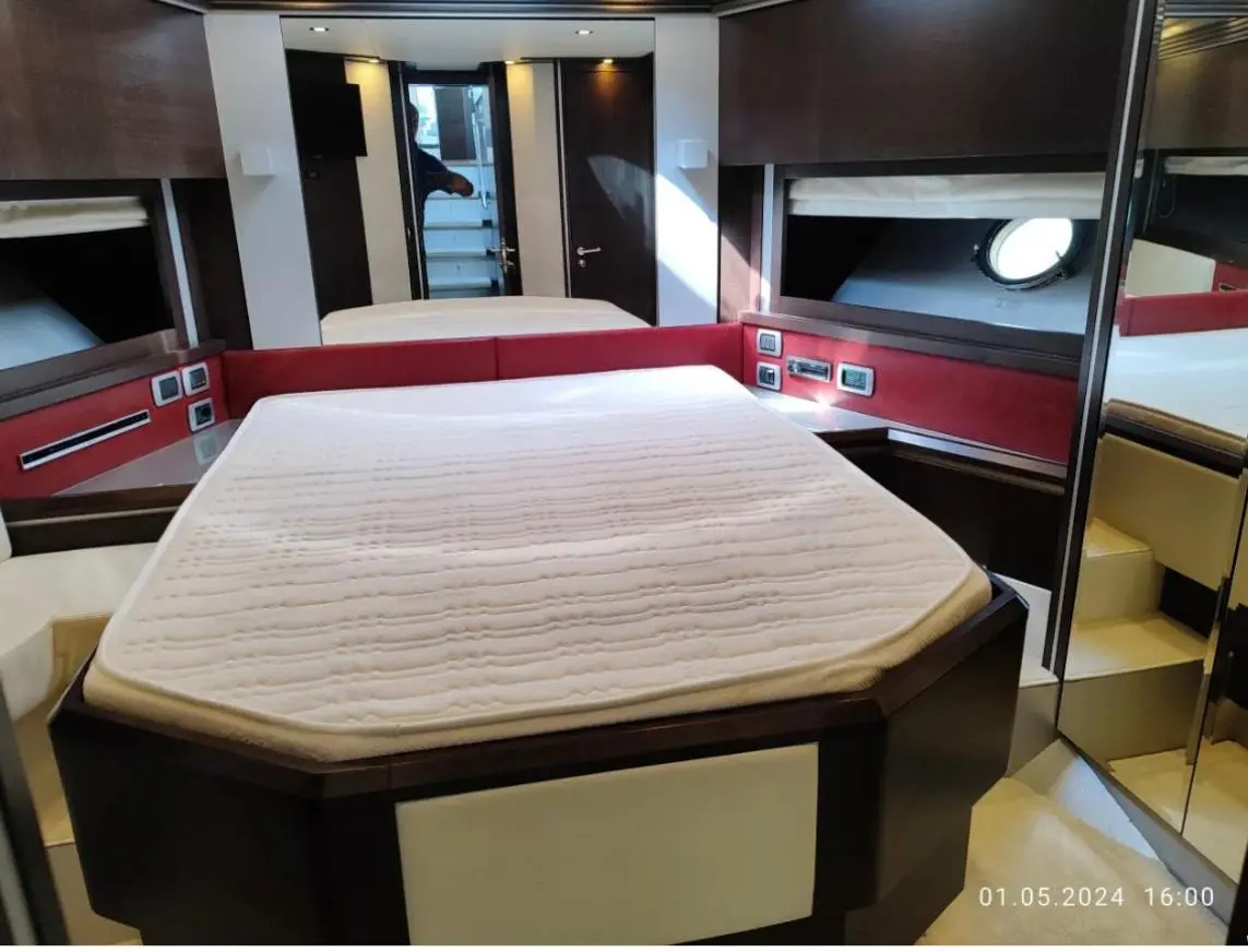 Thumbnail von Dominator 62 S