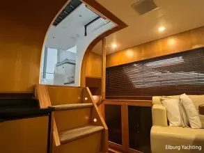 Thumbnail von Trader 42