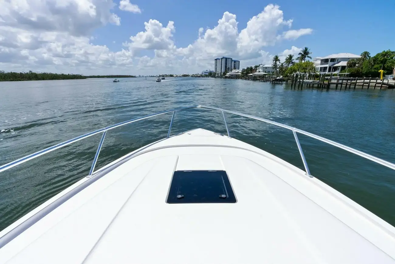 Thumbnail von Intrepid 438 Evolution TIDE CHASER