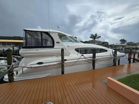 Sea Ray 480 Motor Yacht Mojito