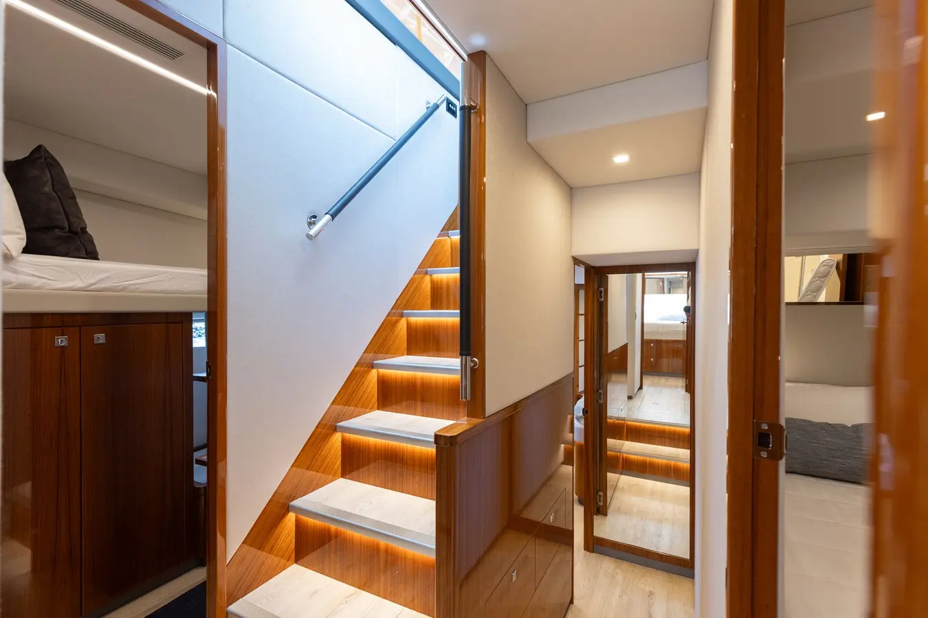 Thumbnail von Riviera 645 Suv HERMOSA