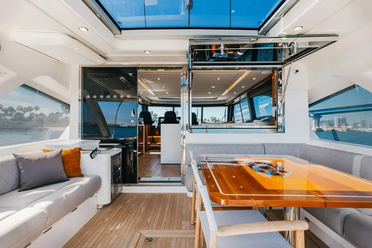 Thumbnail von Riviera 645 Suv HERMOSA