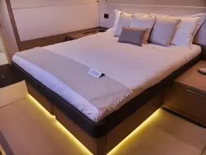 Thumbnail von Lagoon Seventy 7 ORB