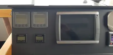 Thumbnail von Sealine F42