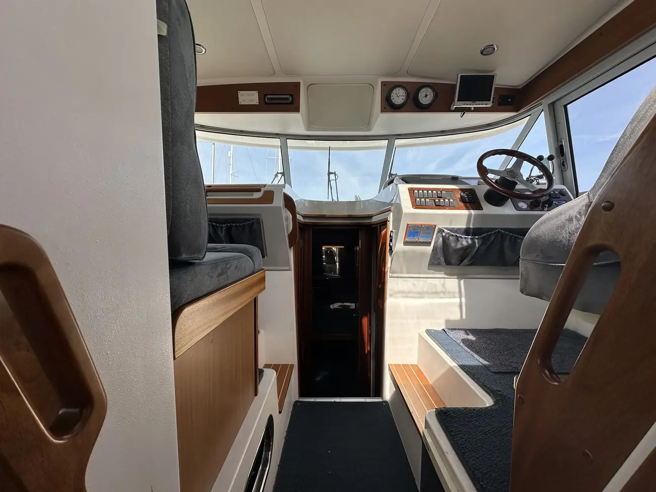 Thumbnail von Nimbus 380 Commander