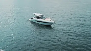 Thumbnail von Galeon 335 HTS