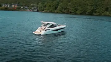 Thumbnail von Galeon 335 HTS