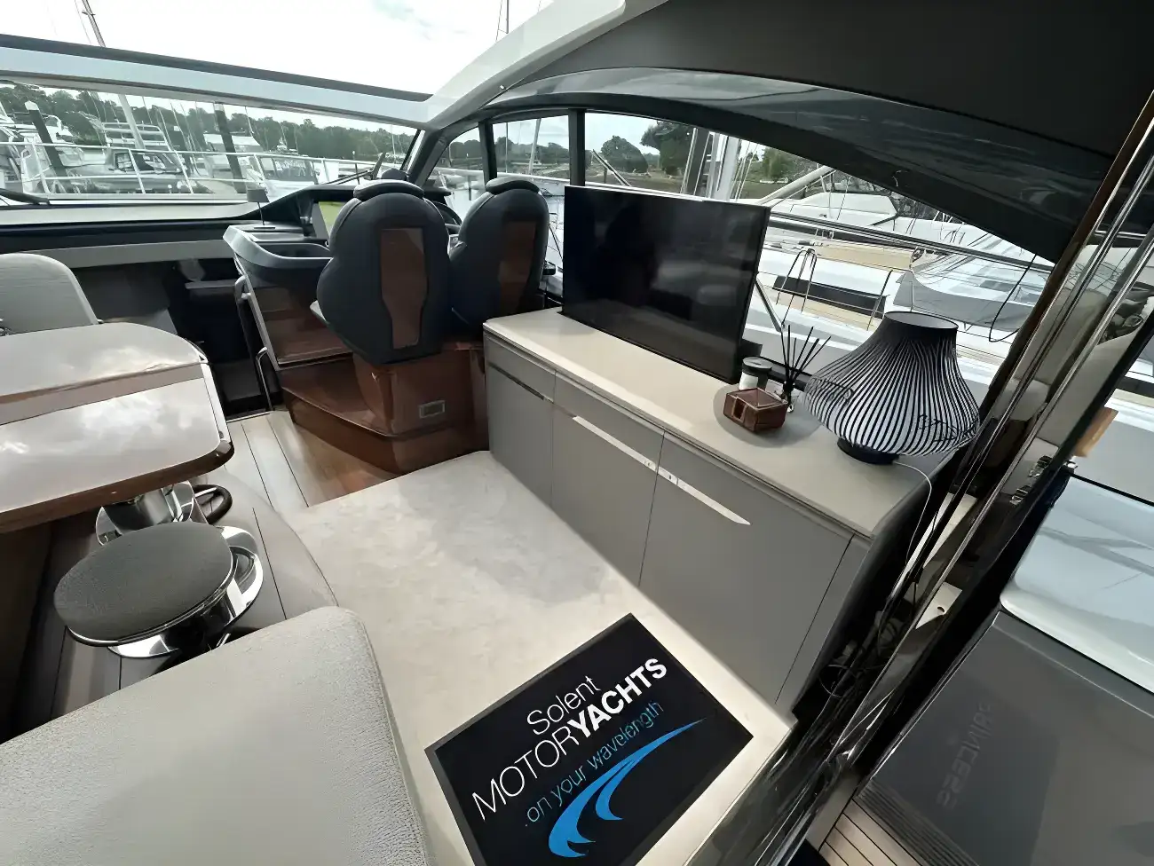 Thumbnail von Принцесса V50