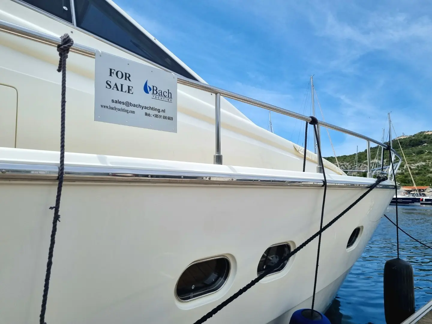 Thumbnail von Ferretti Yachts 68