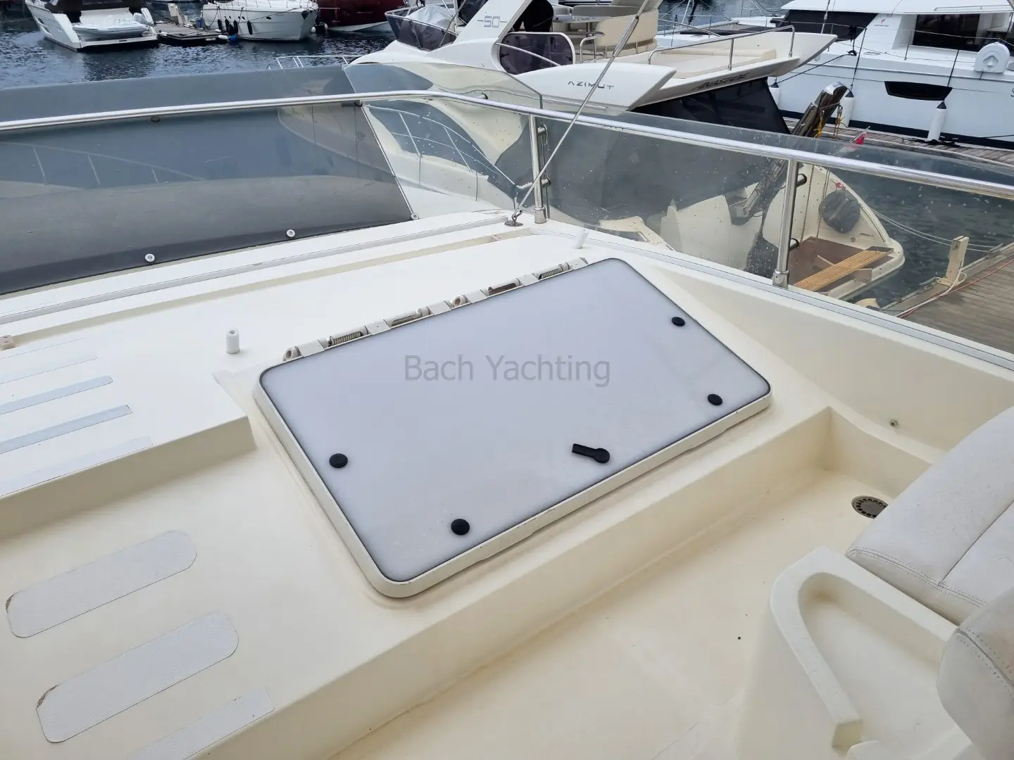 Thumbnail von Ferretti Yachts 68