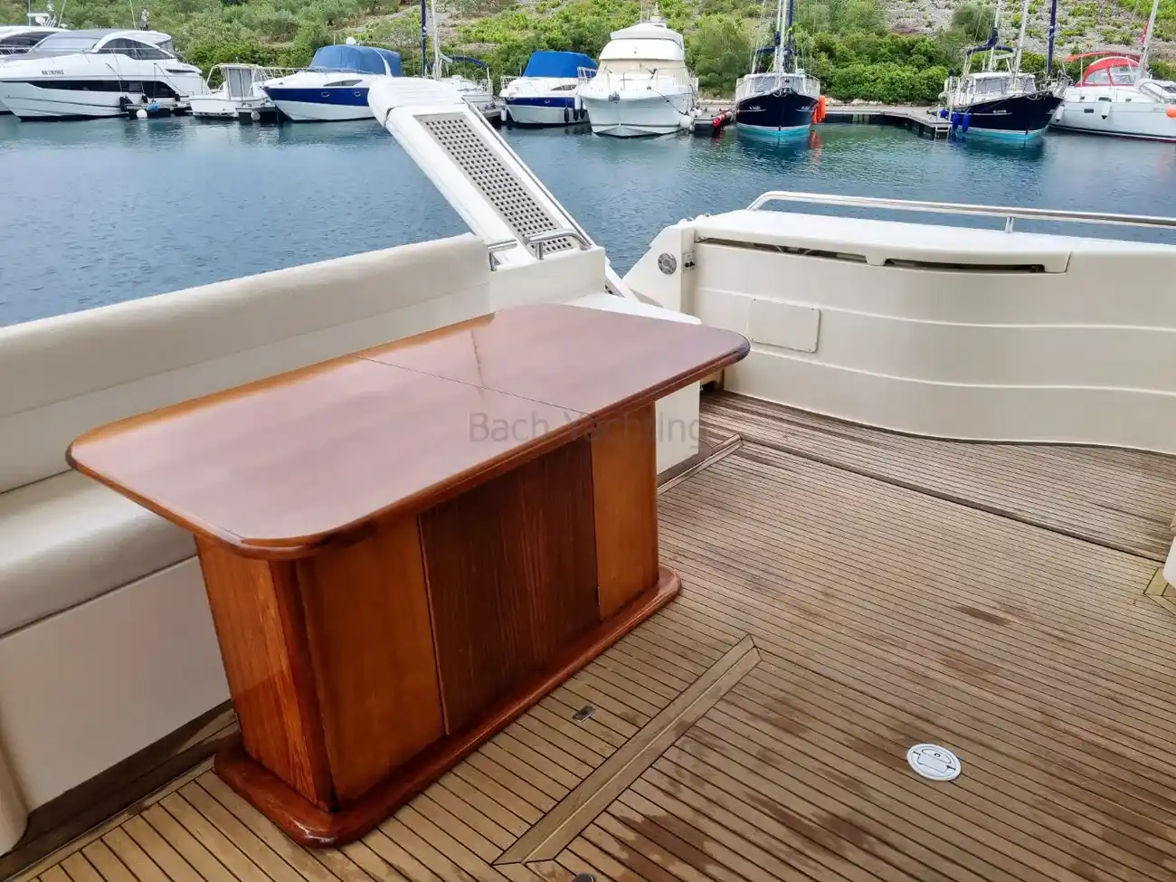 Thumbnail von Ferretti Yachts 68