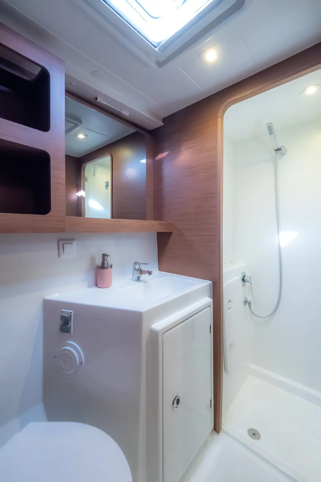 Thumbnail von Lagoon 42