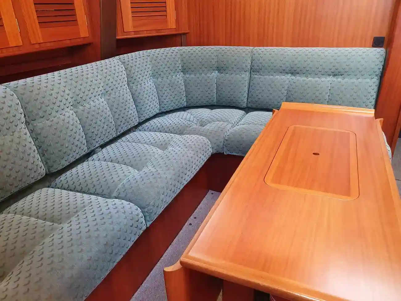 Thumbnail von Hallberg-Rassy 46