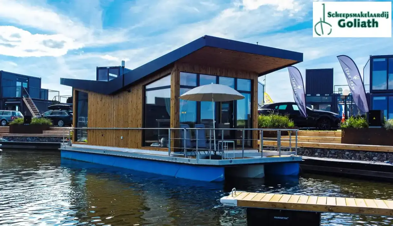 Twin Boats Butterfly Houseboat