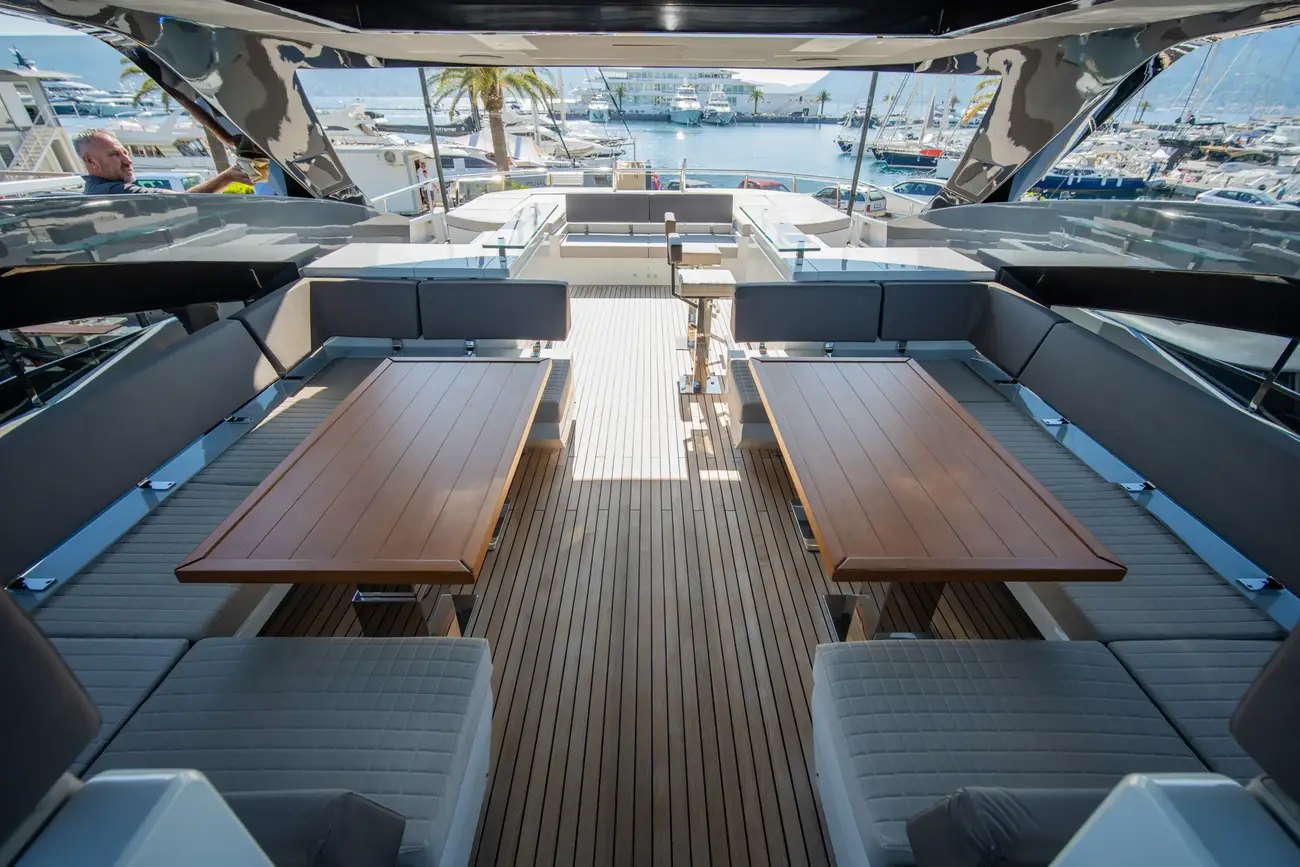 Thumbnail von Astondoa 100 Century