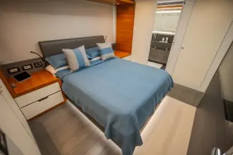 Thumbnail von Astondoa 100 Century