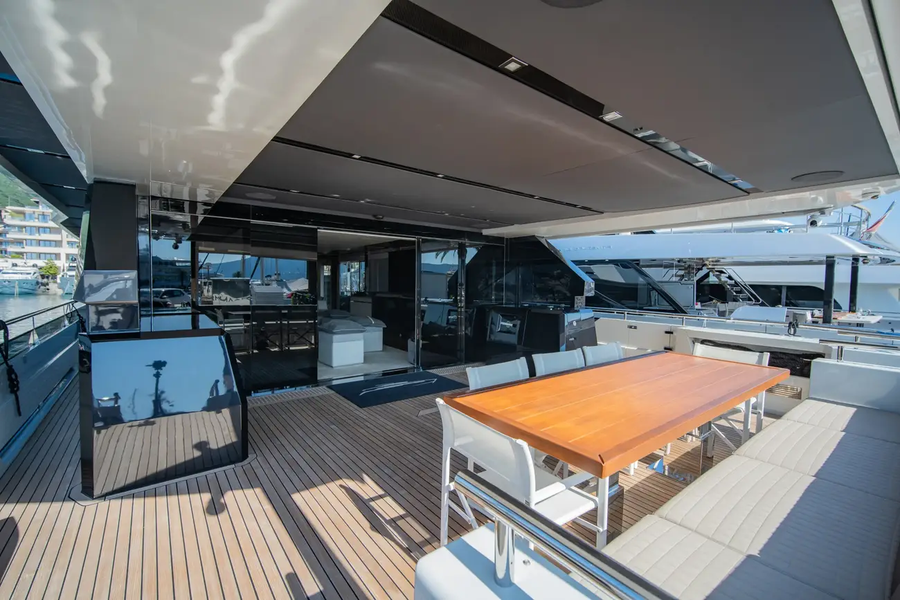 Thumbnail von Astondoa 100 Century