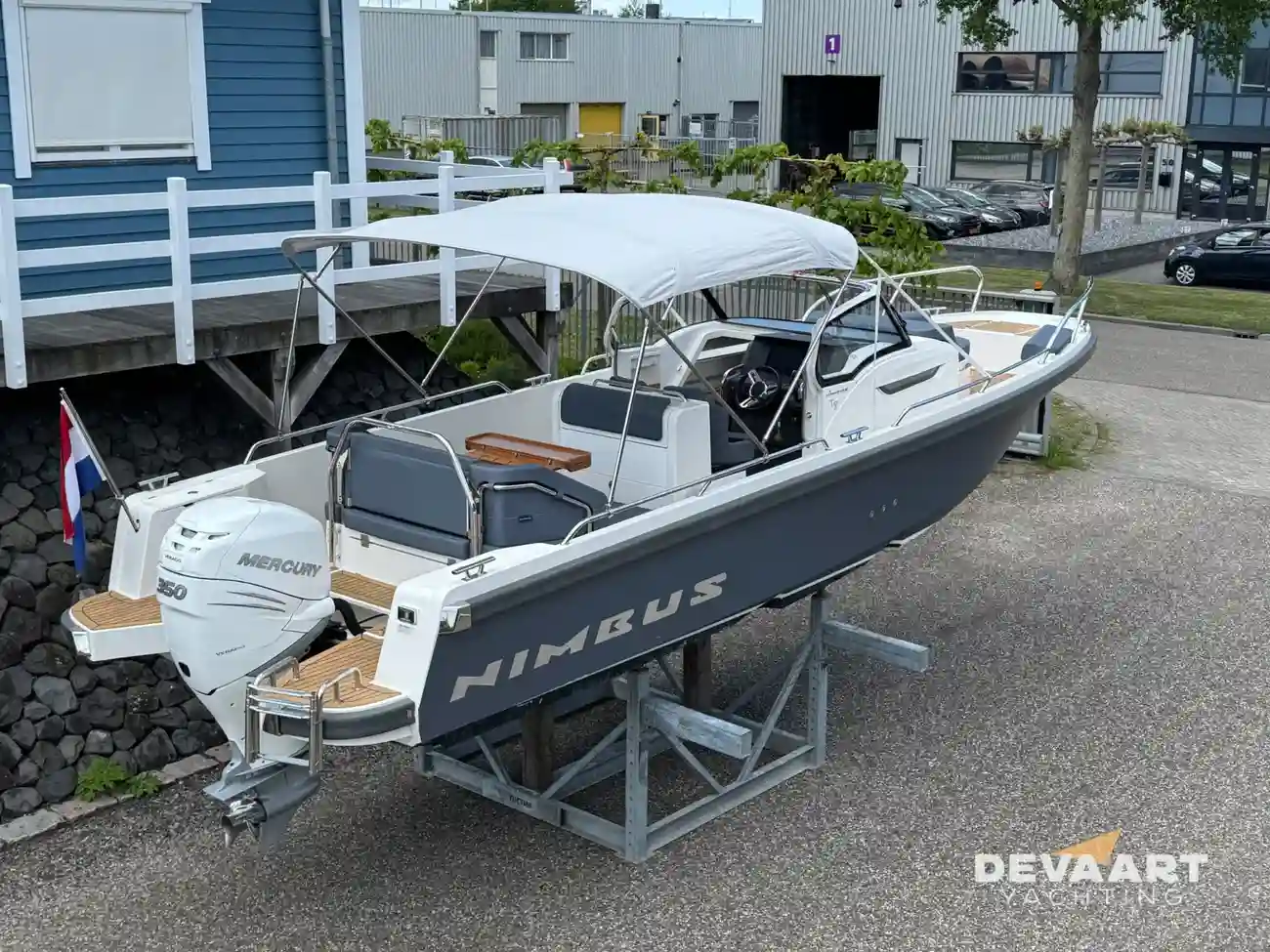 Thumbnail von Nimbus T9 240726