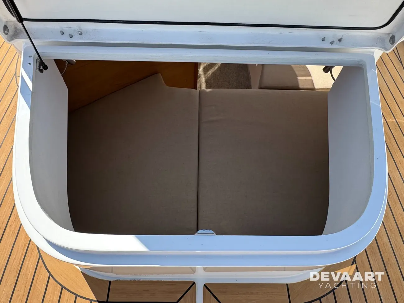 Thumbnail von Nimbus T9 240726