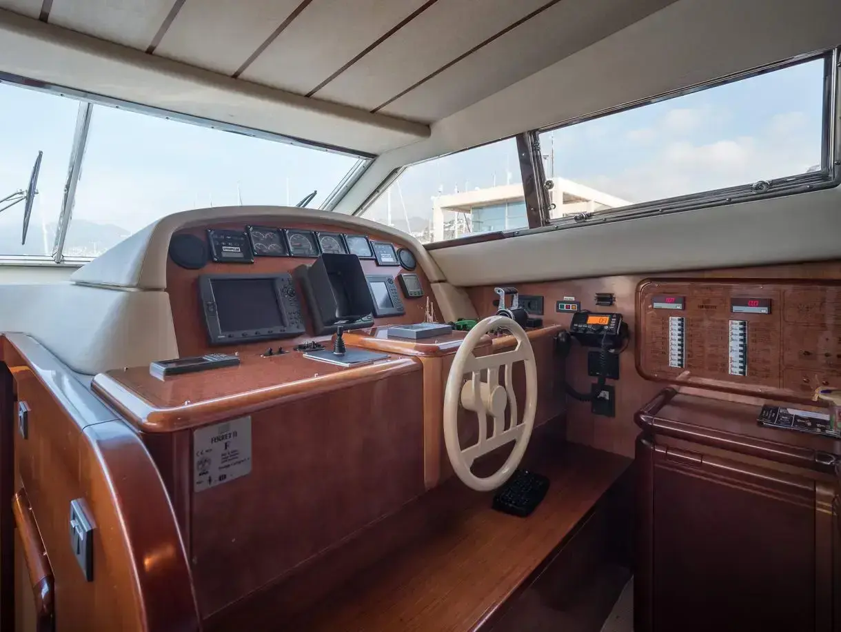Thumbnail von Ferretti Yachts 80 Hanan