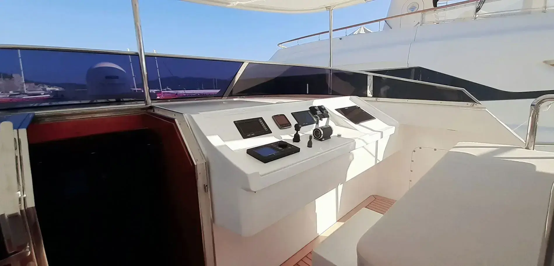 Thumbnail von Aegean 31 An