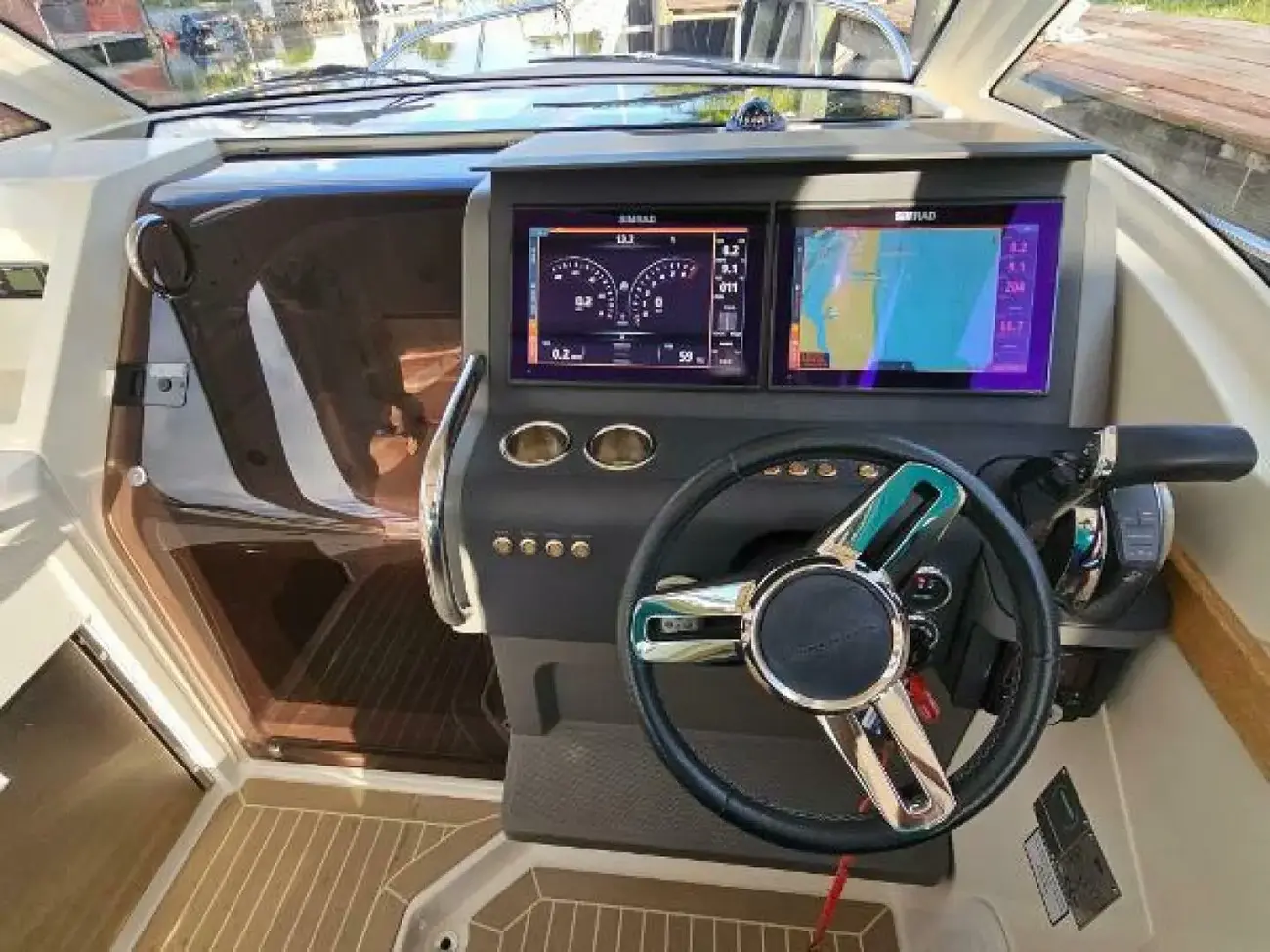 Thumbnail von Nimbus W9