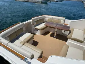 Thumbnail von Tiara Yachts 3100 Coronet