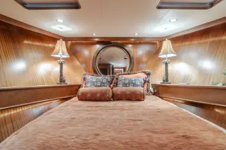 Thumbnail von GRAND ALASKAN 	Enclosed Bridge CPMY