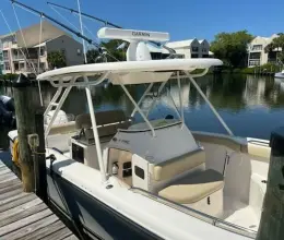 Thumbnail von Pursuit 280 CC Low Cay