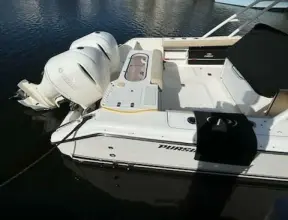 Thumbnail von Pursuit 280 CC Low Cay