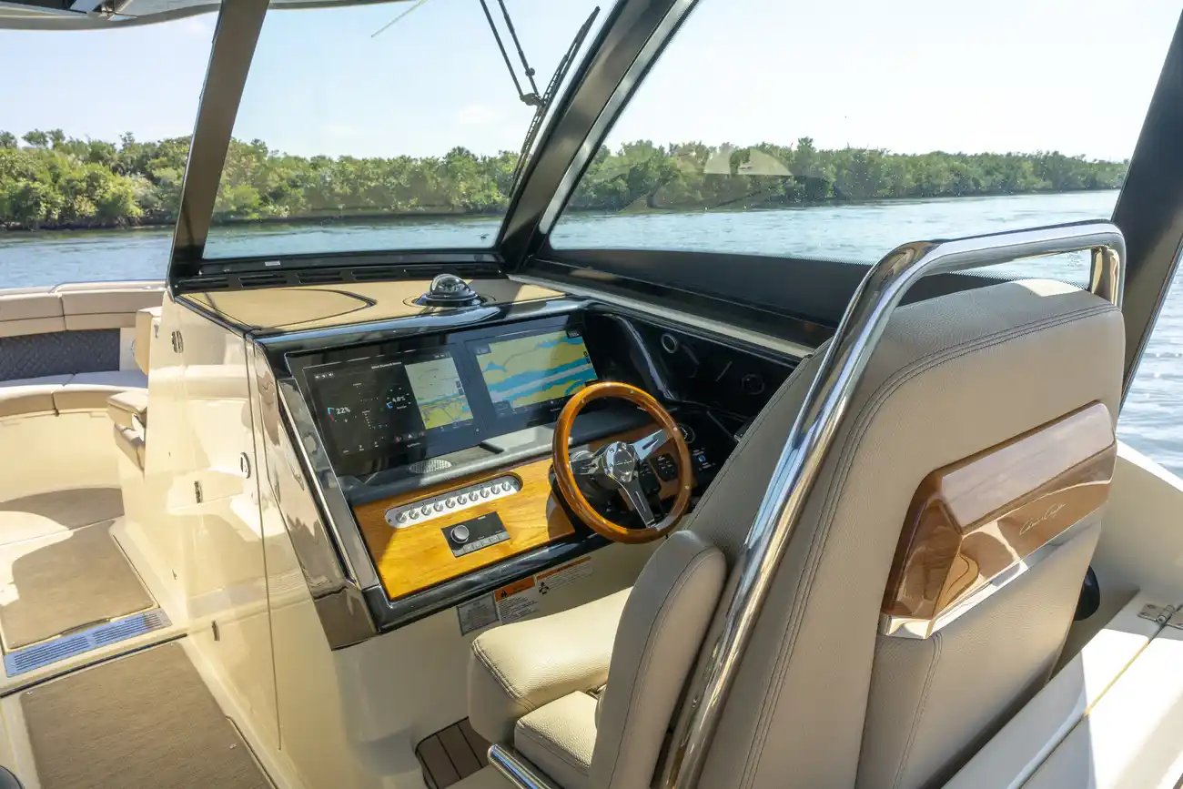 Thumbnail von Chris Craft 35 Launch Gt