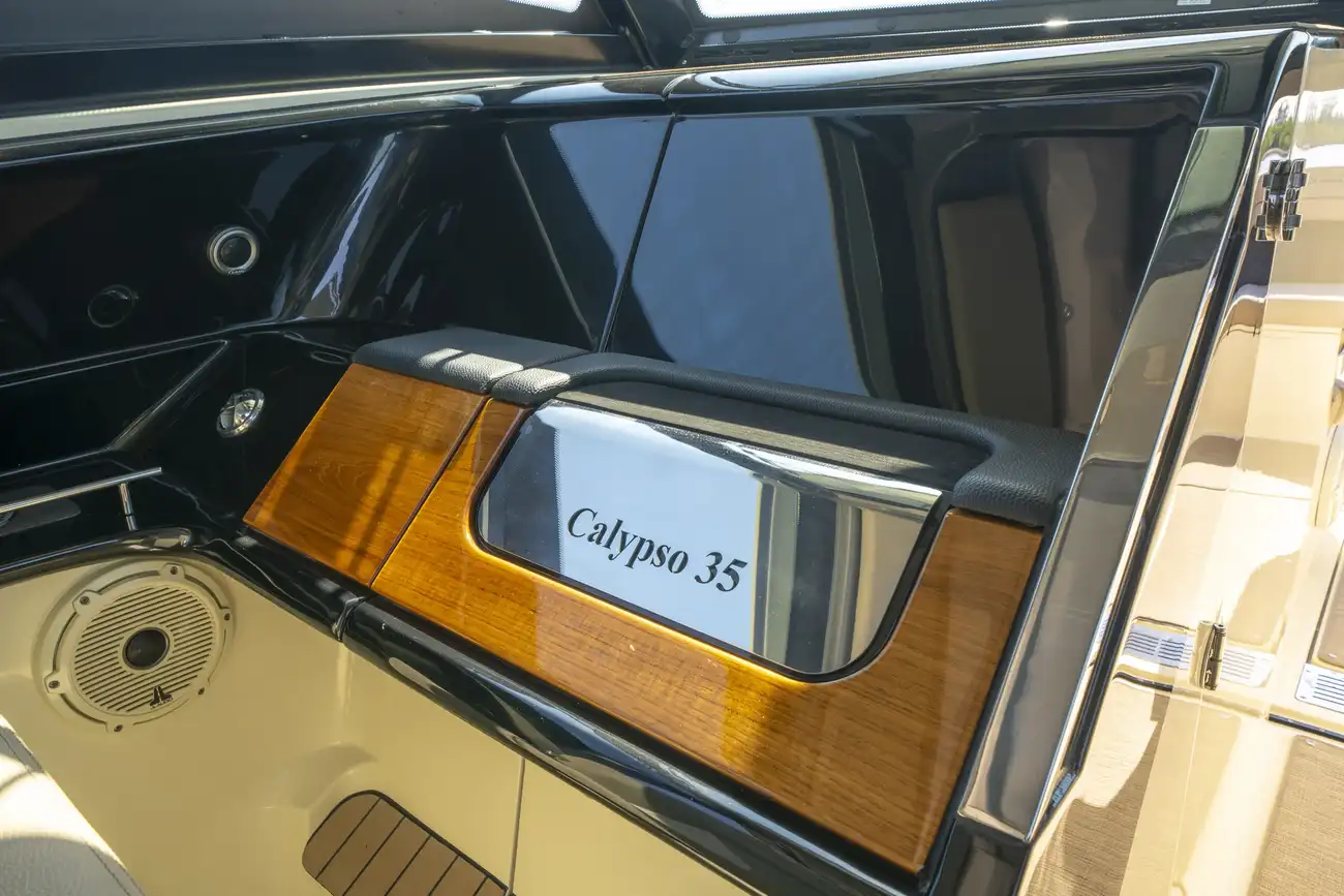 Thumbnail von Chris Craft 35 Launch Gt