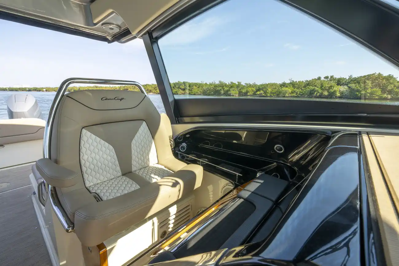 Thumbnail von Chris Craft 35 Launch Gt