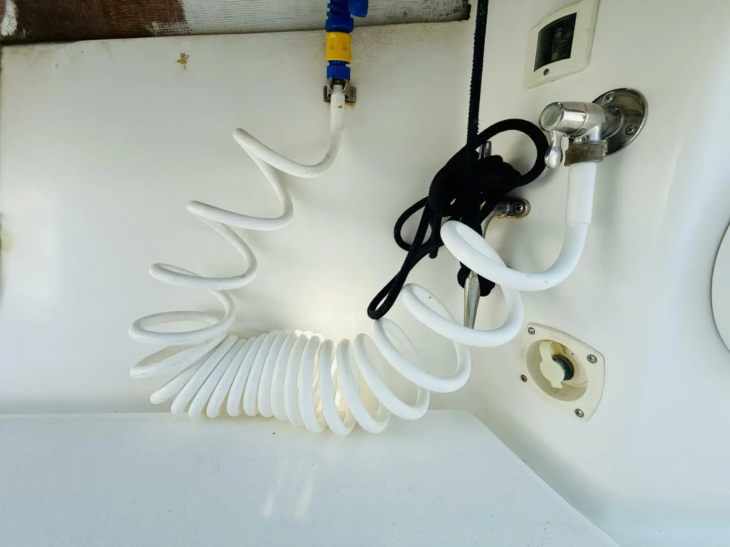 Thumbnail von Intrepid 377 WA