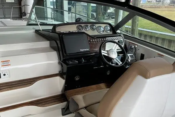 Thumbnail von Sea Ray 350 Sundancer